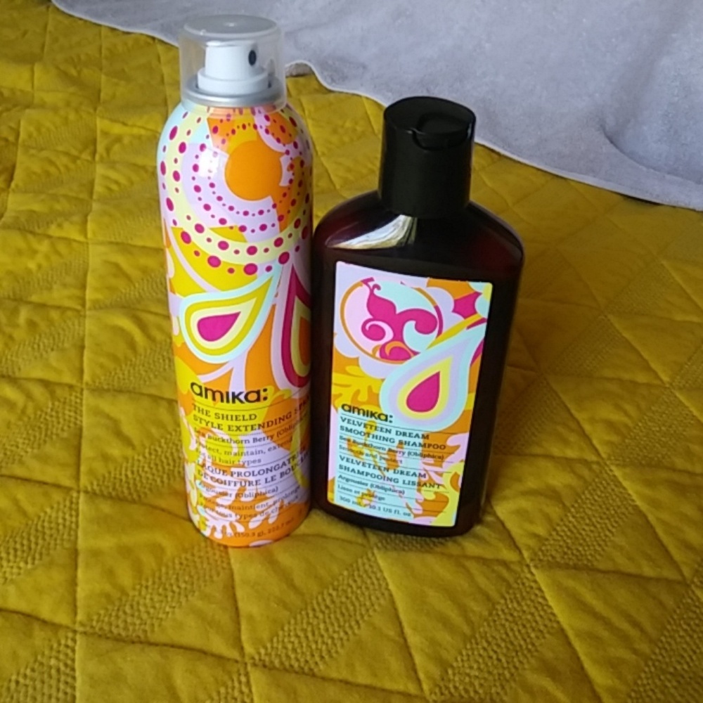 Amika shampoo